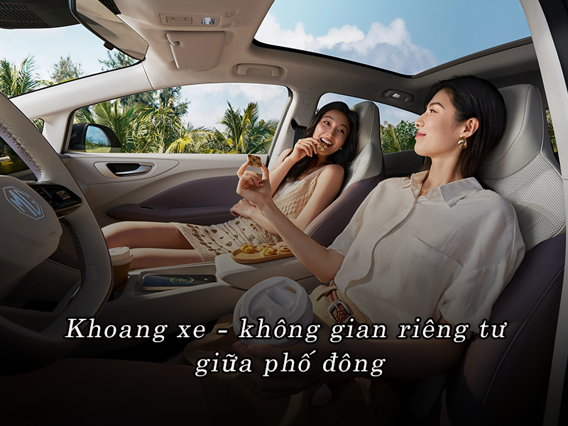 Khoang xe - không gian riêng tư giữa phố đông